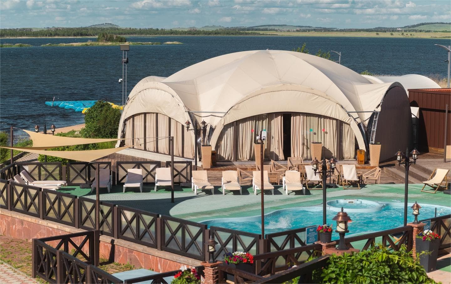 «Terrassa Park» емдеу-демалыс кешені