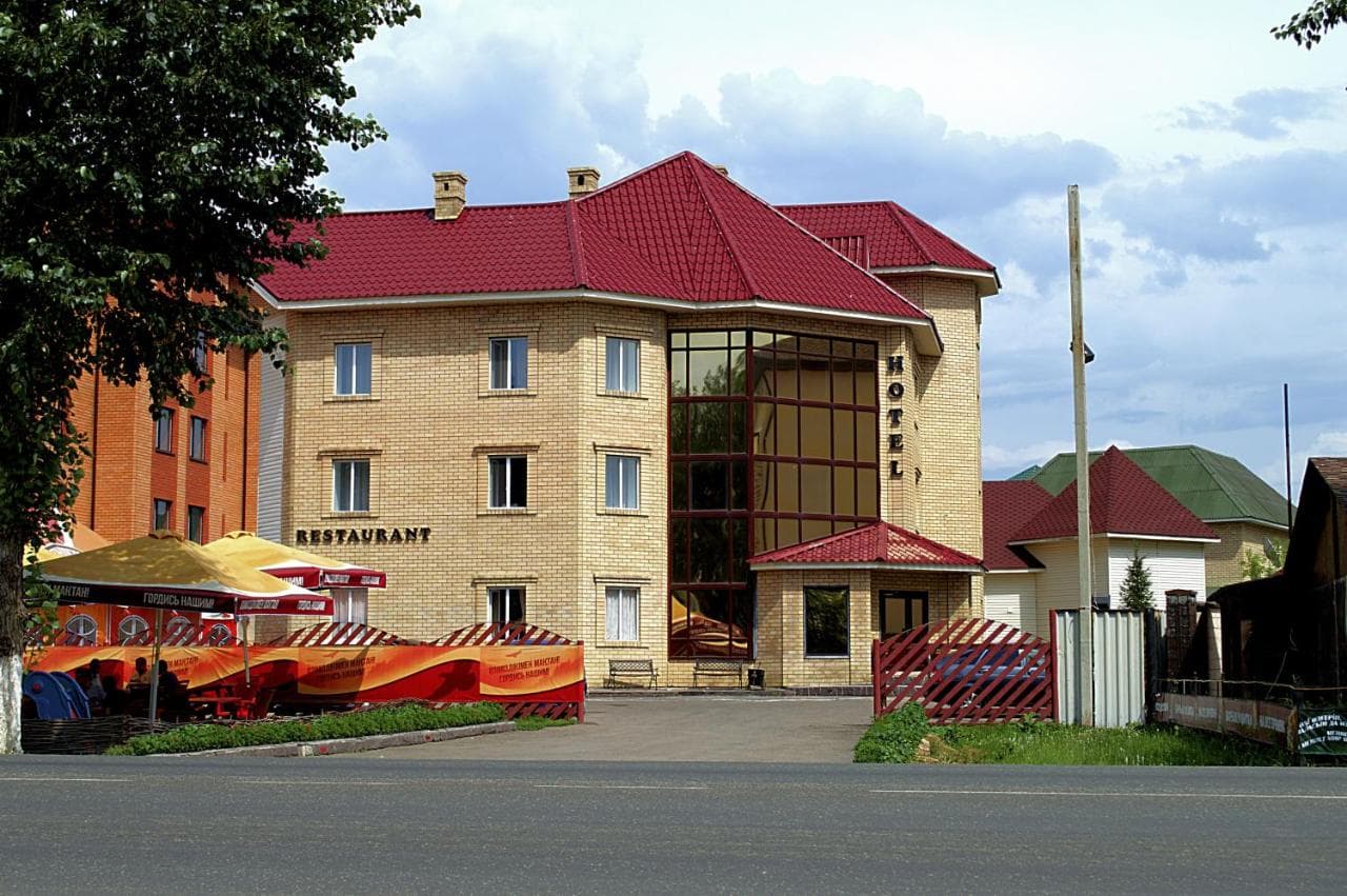 Глория отелі