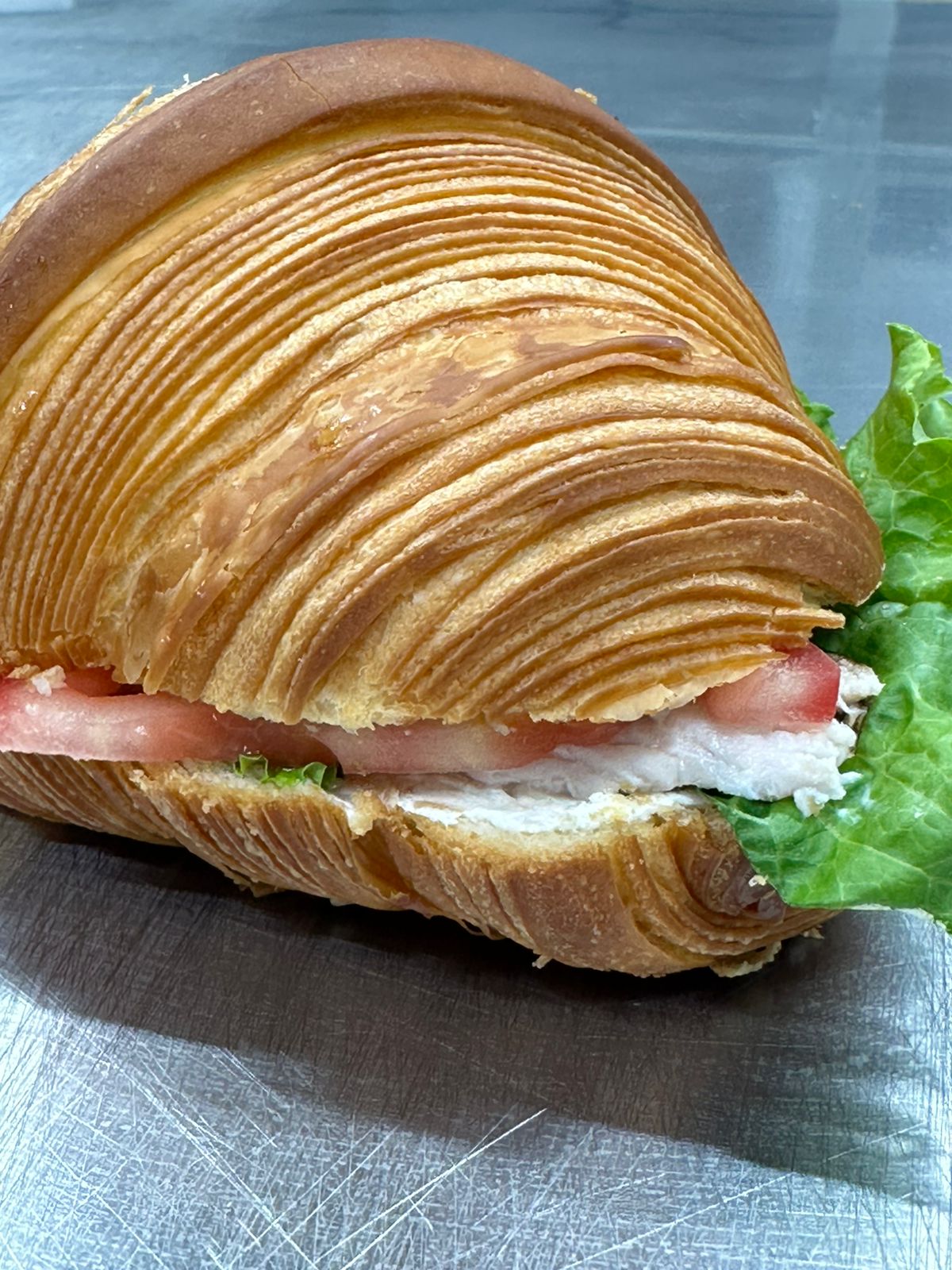 Круассан с курицей